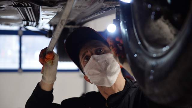 Фото - В России хотят отменить предельные сроки для гарантийного ремонта авто