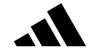 Фото - Компания Adidas захотела отказаться от своих торговых точек в России