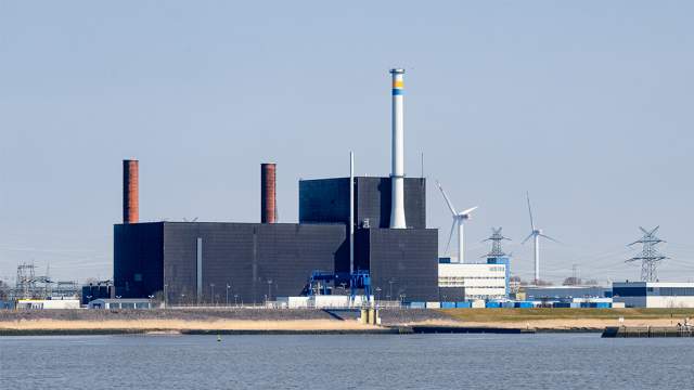 Фото - Власти Германии сообщили об утечке в здании реактора АЭС Брунсбюттель